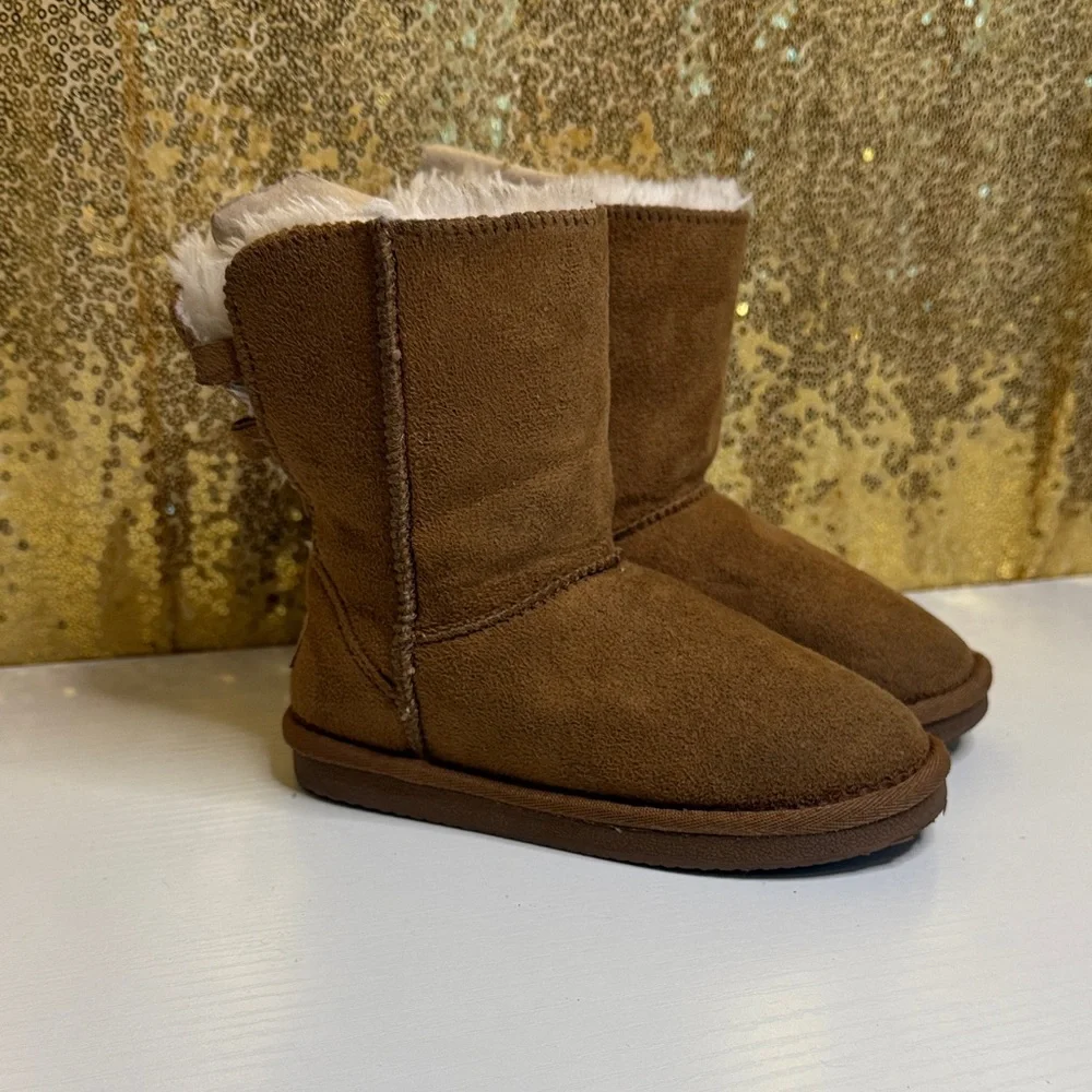 Lamo Brown Kids Boots with Cozy Lining
